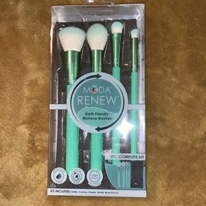 Moda Renew makeup brushes - 5pc Complete Kit